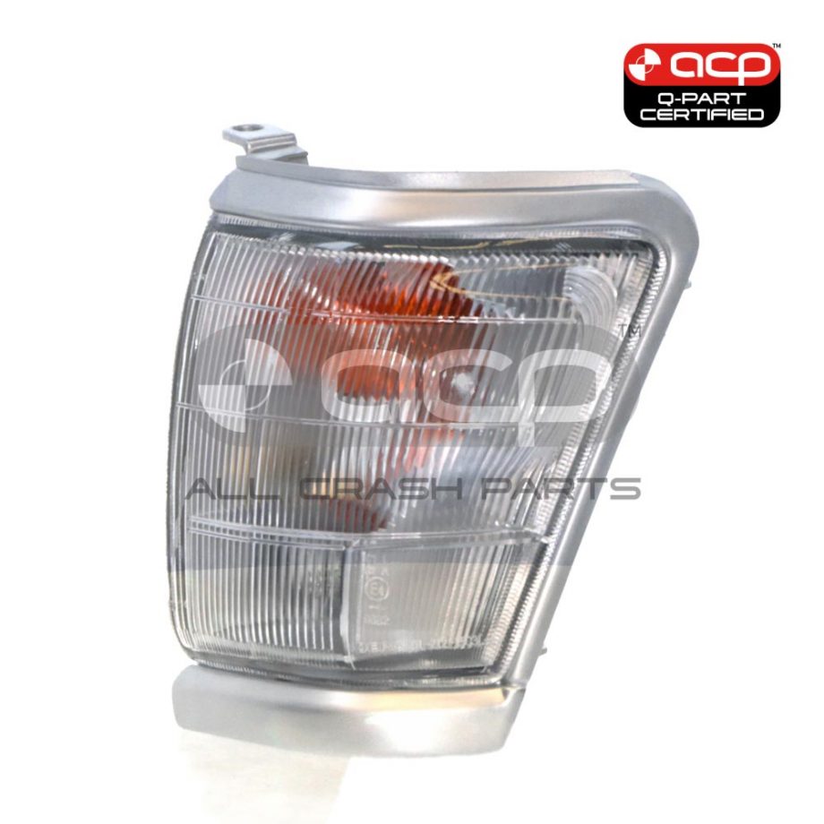 Pair Front Corner Park Indicator Lamps For Toyota Hilux KZN165R 4x4 1999-2005 - Aftermarket OEM