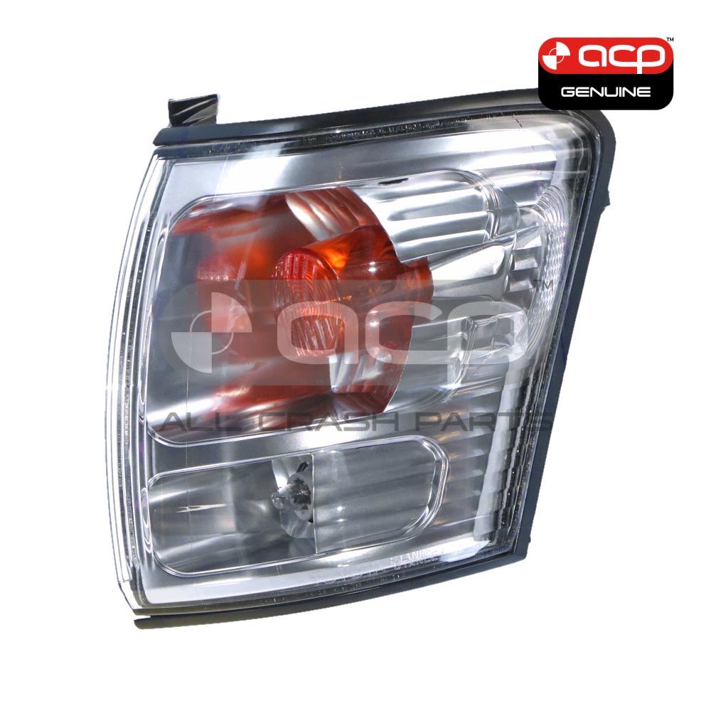 Corner Indicator Park Light Chrome RIGHT Fits Toyota Hilux SR5 4WD 1997 - 2001